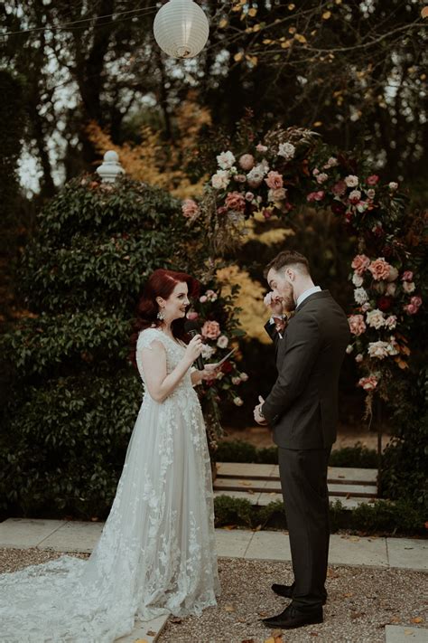 Intimate and Romantic Woodland Jaspers Berry Wedding.